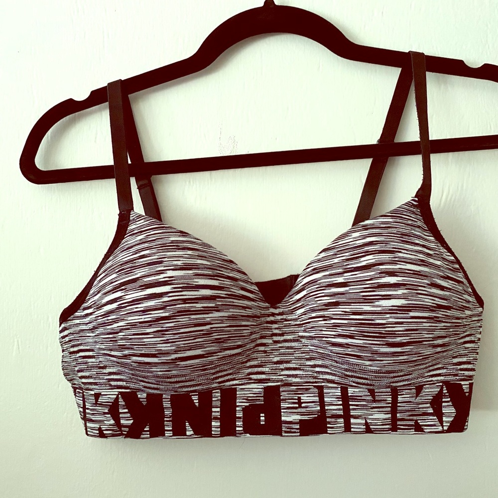 Victoria’s Secret PINK Sports Bra